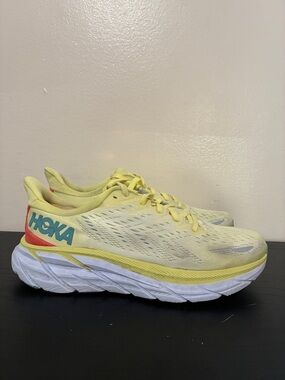 Hoka one one W Clifton 8 yellow size 8